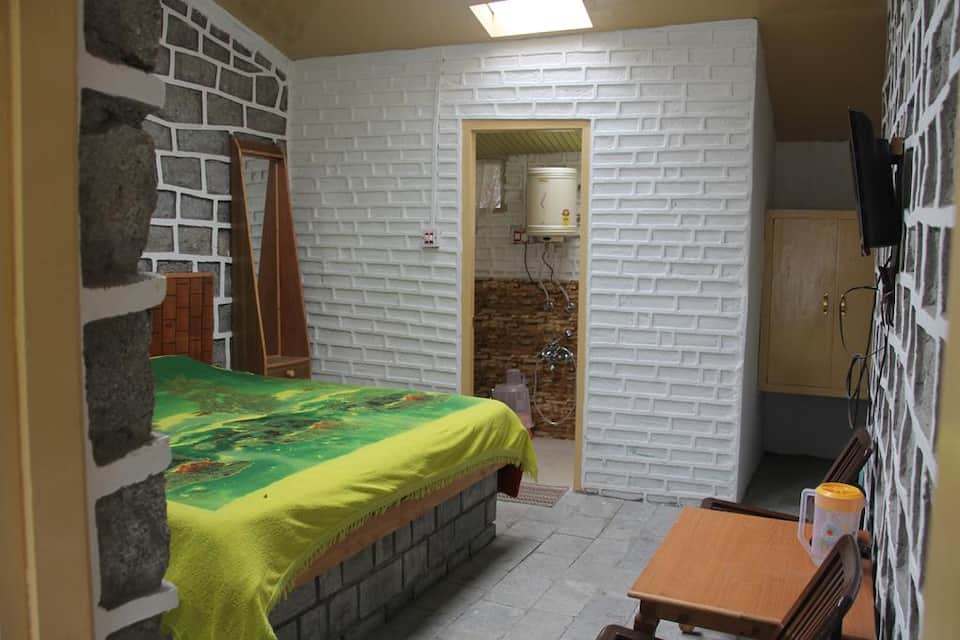 Seraj Home Stay